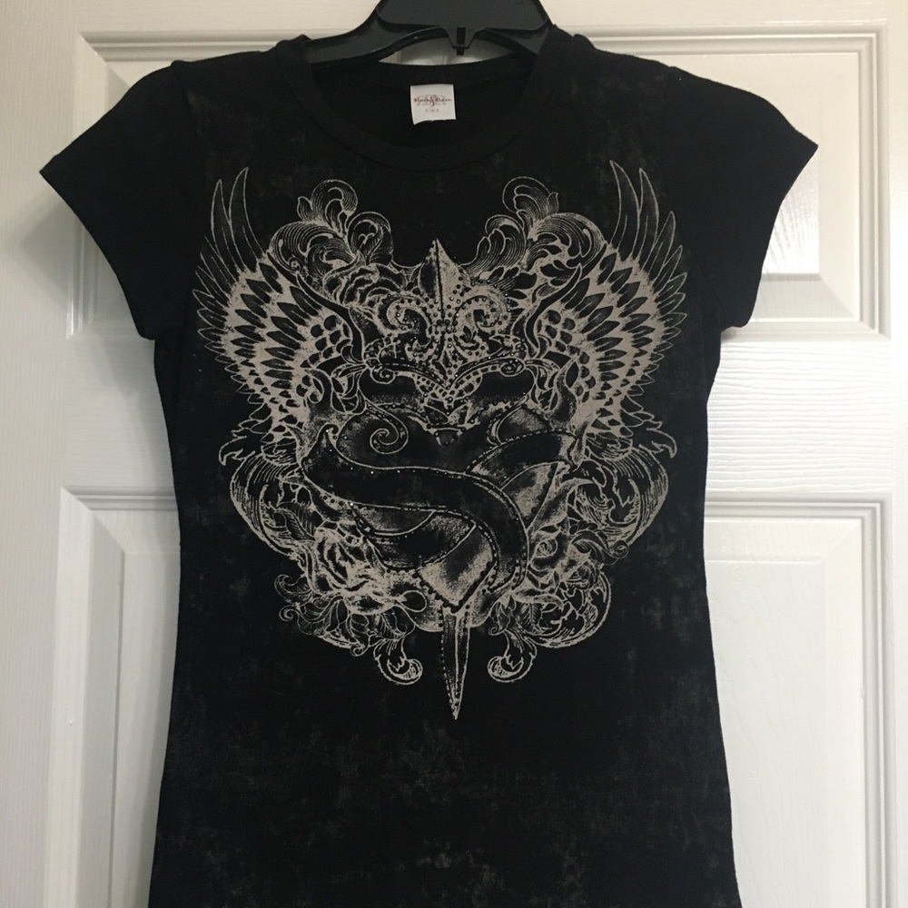 Rock & Rose sz med fitted tee